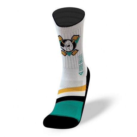 White workout socks LIFTING DUCKS | LITHE APPAREL
