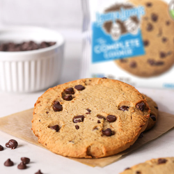 Protein snack cookie CHOCOLATE CHIP| LENNY AND LARRY'S