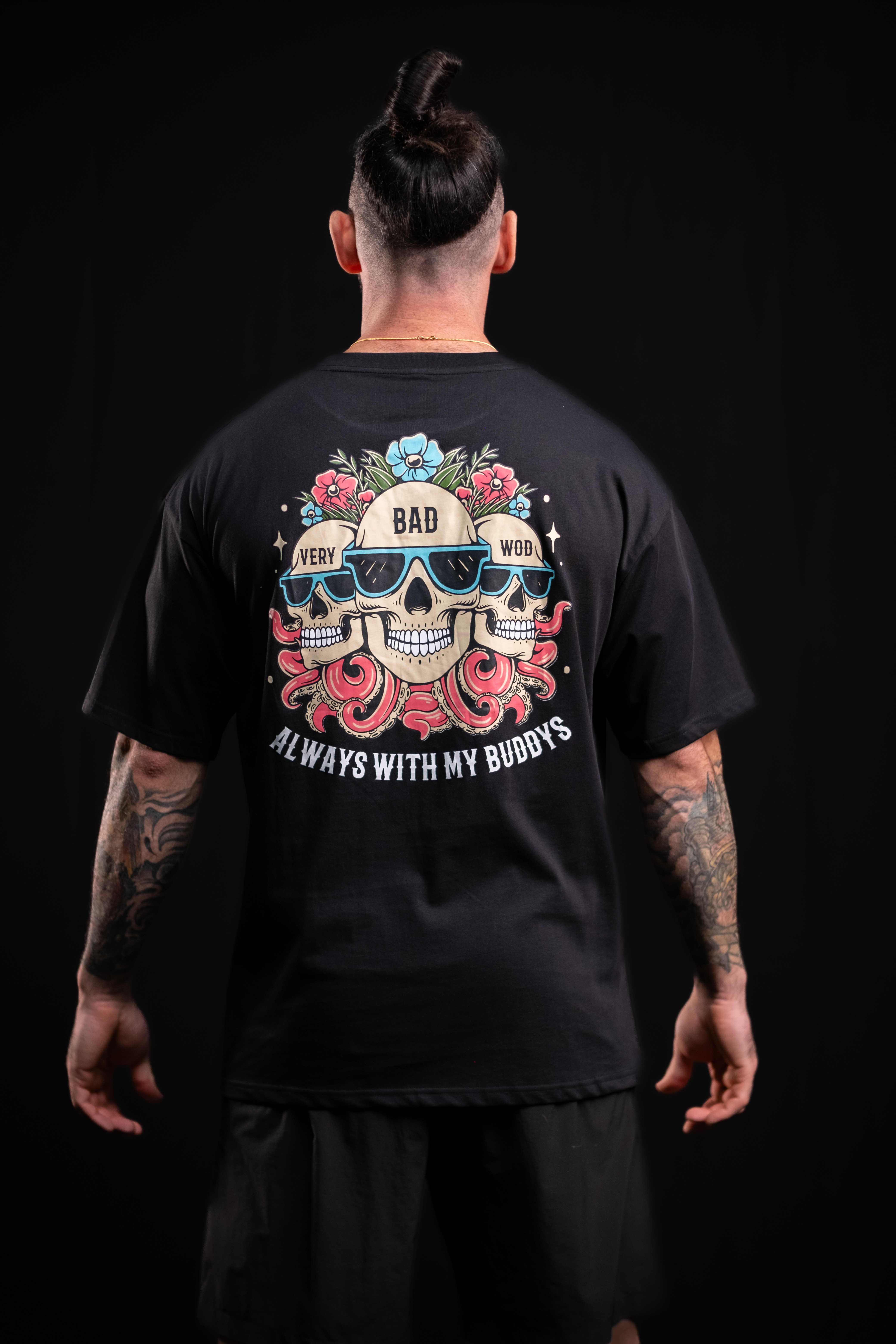 T-Shirt oversize unisexe noir ALWAYS WITH MY BUDDYS | VERY BAD WOD — Noir · Taille L