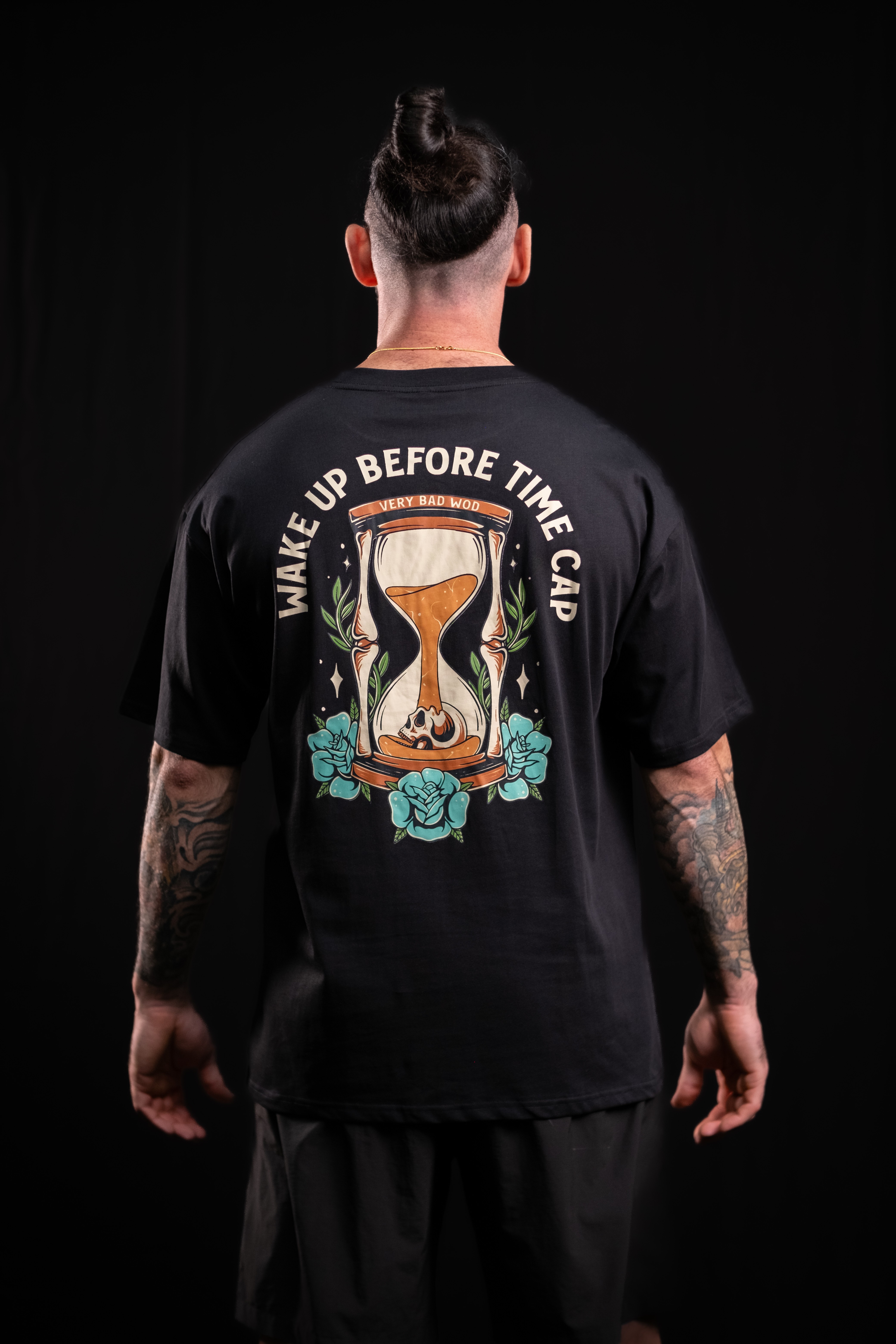 T-Shirt oversize unisexe noir WAKE UP BEFORE TIME CAP | VERY BAD WOD — Noir · Taille L