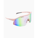 Lunettes de soleil sport Velites Raptor rose et gold en action