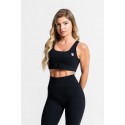 Brassière sport noire Regina – vue de face sur modèle