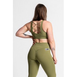 Brassière sport vert army Regina – vue de face sur modèle