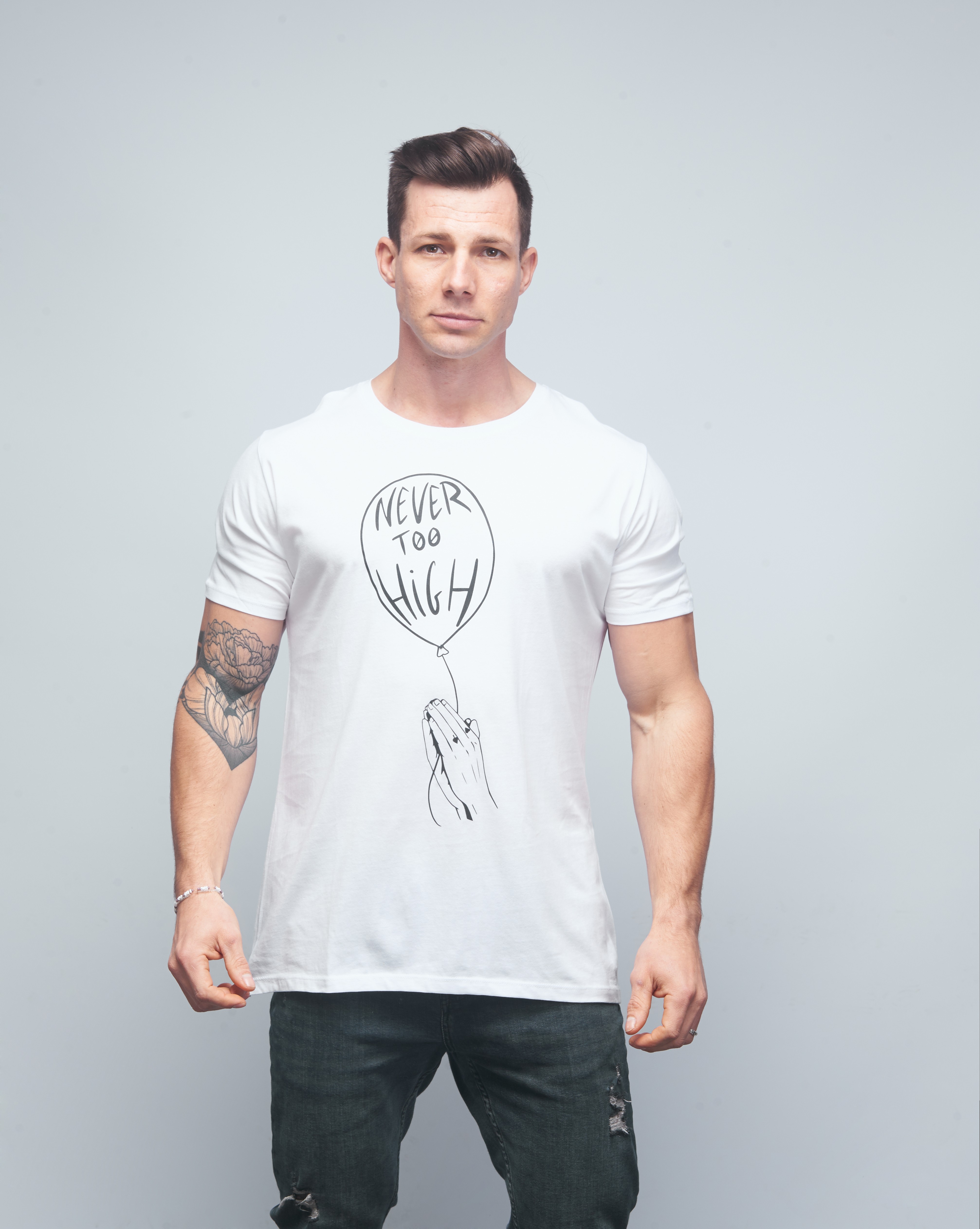 T-shirt unisexe blanc NEVER TOO HIGH | VERY BAD WOD x WILL LENNART TATOO — Blanc · Taille L