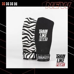 Et vous, vous êtes plutôt team léopard 🐆 ou team zébra🦓 ?

Découvres le, avec la nouvelle collection by @trainlikefight 😉

Lien en bio ⬆️

#foreveryathletes #trainingdistribution #teamtraining #teamtrainingdistribution #crossfit #crossfitfrance #crossfitgirls #crossfitlife #maniques #trainlikefight #teamzebra #teamleopard