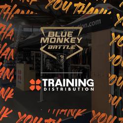 Un grand merci à @crossfitbluemonkey  et à tous les bénévoles pour cette nouvelle édition des @bluemonkeybattle !

C’est toujours un plaisir que de participer à cette compétition au format exceptionnel 💪 

Et d’écouter la voix envoûtante de notre ami @yannick_toulouse_speaker 😘

Un énorme merci à vous d’être venus nous voir sur le stand et à nos ambassadeurs de la #teamtrainingdistribution c’était super d’échanger avec vous et d’avoir pu vous encourager 📣 

Félicitations à tous les athlètes qui ont tout donné pendant 2 jours 💪 

(Un plaisir d’avoir échangé avec @thereal.filipino 👋 comme toujours )

#foreveryathletes #trainingdistribution #teamtraining #teamtrainingdistribution #crossfit #verybadwod #crossfitfrance
#crossfitlife #sportswear #crossfitgirls #bluemonkey #bluemonkeybattle